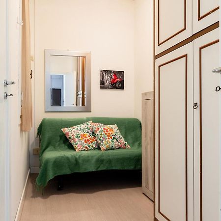 Montagnola Mini House Apartment Рим Екстериор снимка
