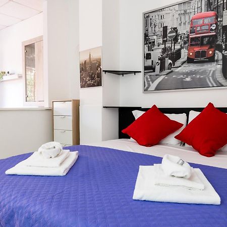Montagnola Mini House Apartment Рим Екстериор снимка